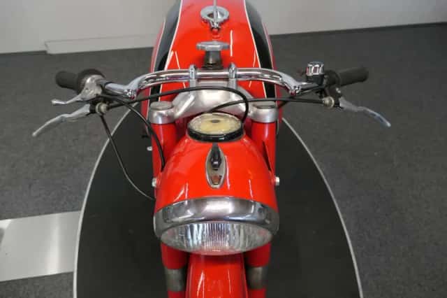 MV Agusta RAID 250 (1960) thumbnail 4