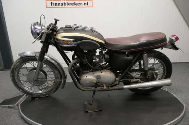 Triumph Restauratie object (1960) thumbnail 6