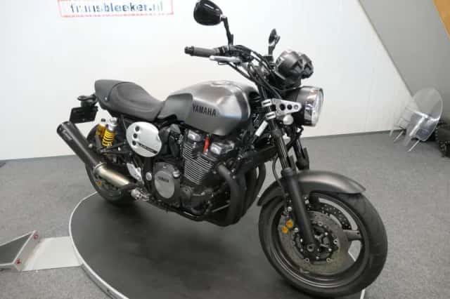 Yamaha XJR 1300 (2015) thumbnail 2