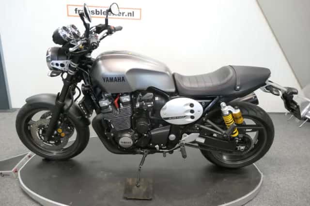 Yamaha XJR 1300 (2015) thumbnail 6