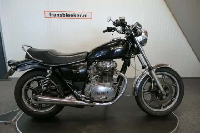 Yamaha XS 650 (1982) thumbnail 1