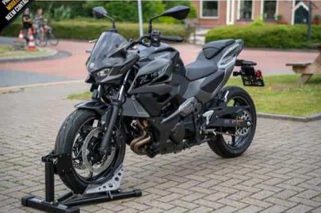 Kawasaki Z7 (2024) thumbnail 4