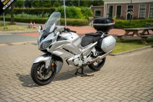 Yamaha FJR 1300 AE (2017) thumbnail 4