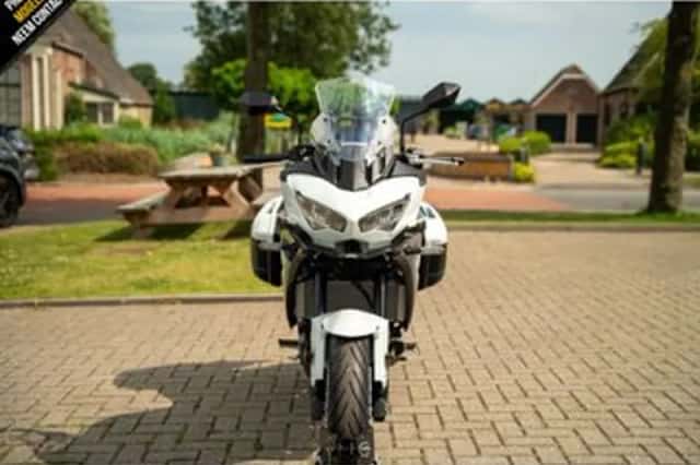 Kawasaki Versys 650 (2025) thumbnail 3