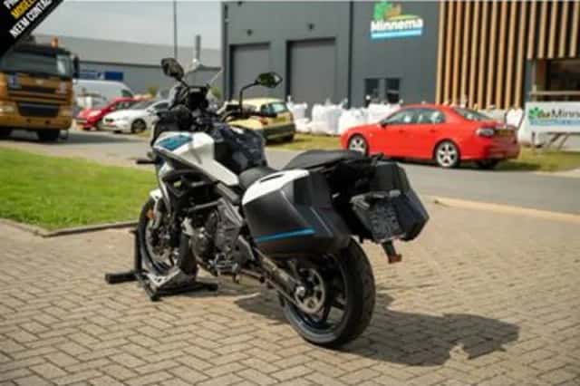Kawasaki Versys 650 (2025) thumbnail 5
