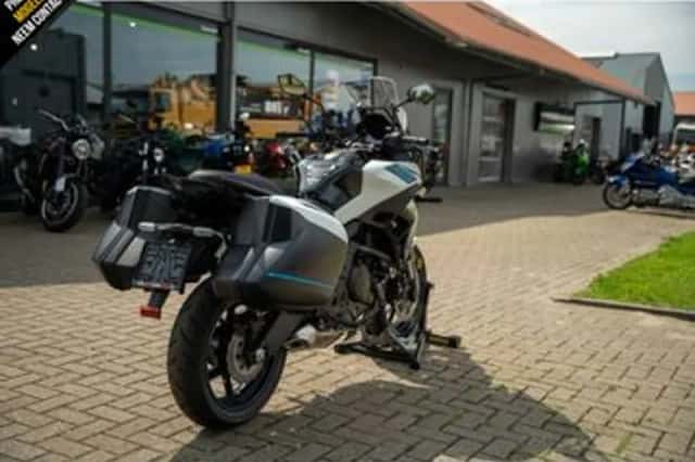 Kawasaki Versys 650 (2025) thumbnail 6