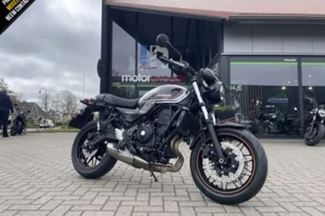 Kawasaki Z 650 RS (2022) thumbnail 1