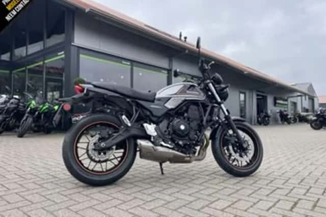 Kawasaki Z 650 RS (2022) thumbnail 3