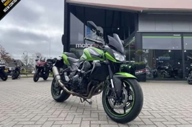 Kawasaki Z 750R (2014) thumbnail 2