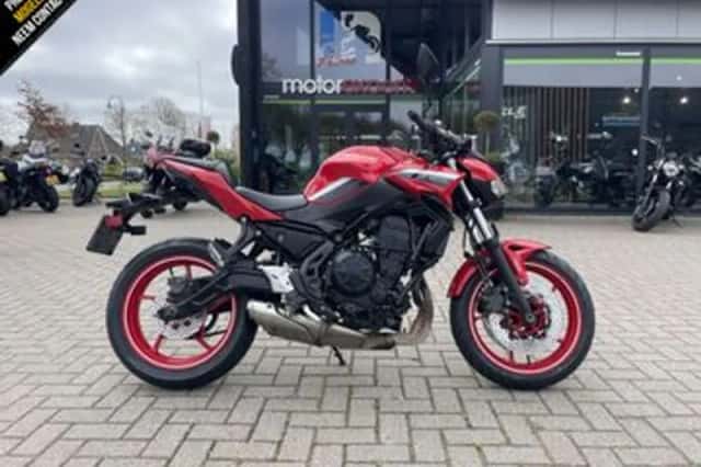 Kawasaki Z650 (2022) thumbnail 1
