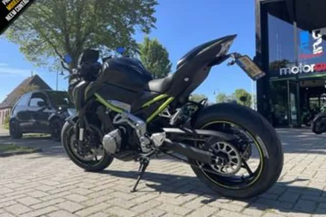 Kawasaki Z900 (2019) thumbnail 6