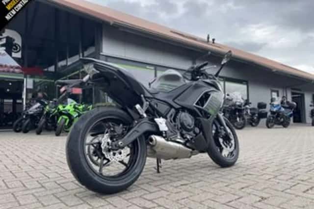 Kawasaki Ninja 650 (2026) thumbnail 3