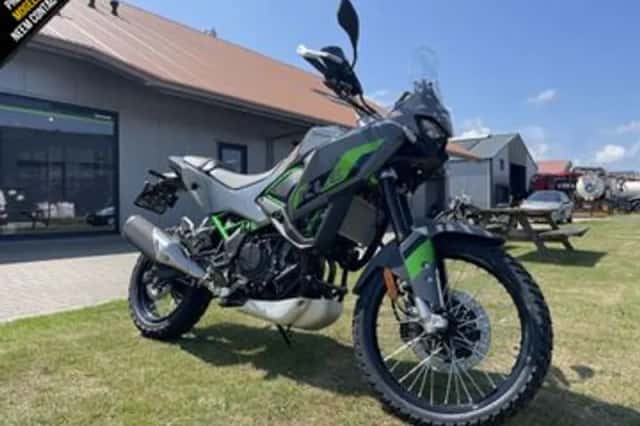 Kawasaki KLE500 SE (2026) thumbnail 2