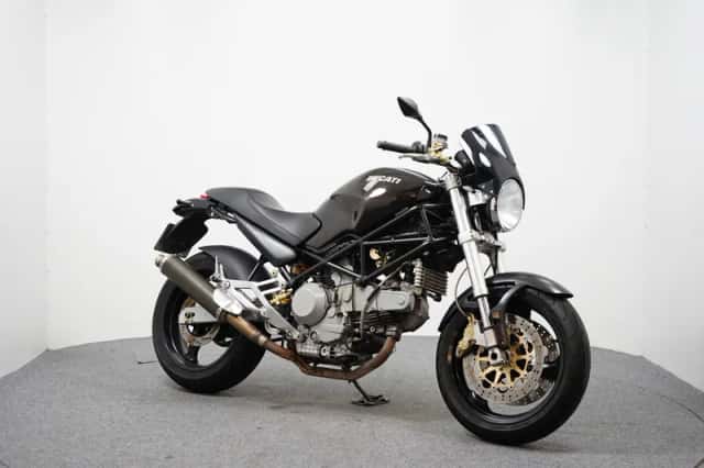 Ducati Monster 900 (2001) thumbnail 2