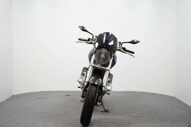 Ducati Monster 900 (2001) thumbnail 3