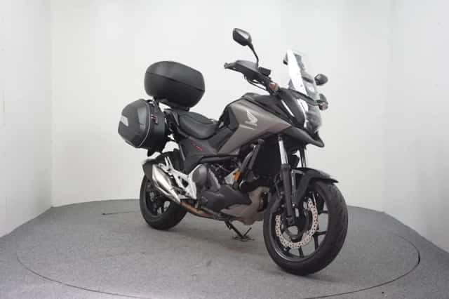 Honda NC750X (2020) thumbnail 2
