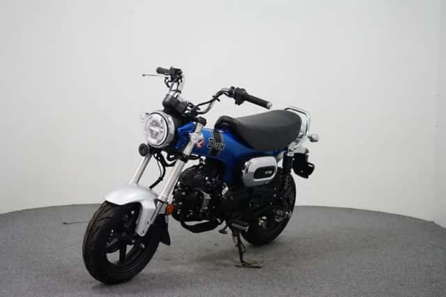 Honda ST 125 A DAX (2024) thumbnail 4