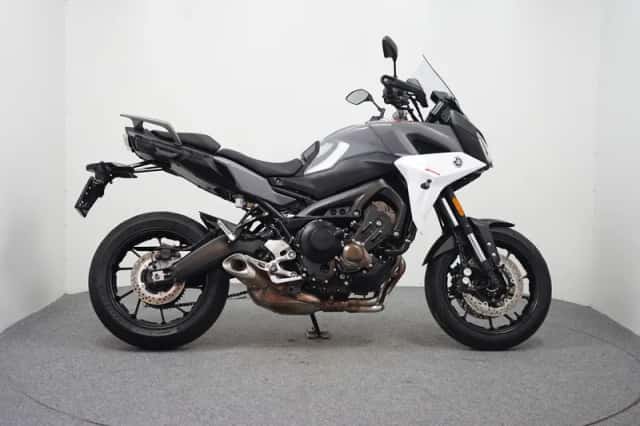 Honda VFR800 (2000) thumbnail 5