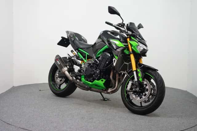 Kawasaki Z900 (2024) thumbnail 2