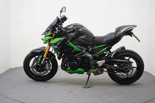 Kawasaki Z900 (2024) thumbnail 5
