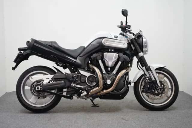 Yamaha MT-01 (2011) thumbnail 1