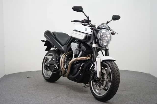 Yamaha MT-01 (2011) thumbnail 2