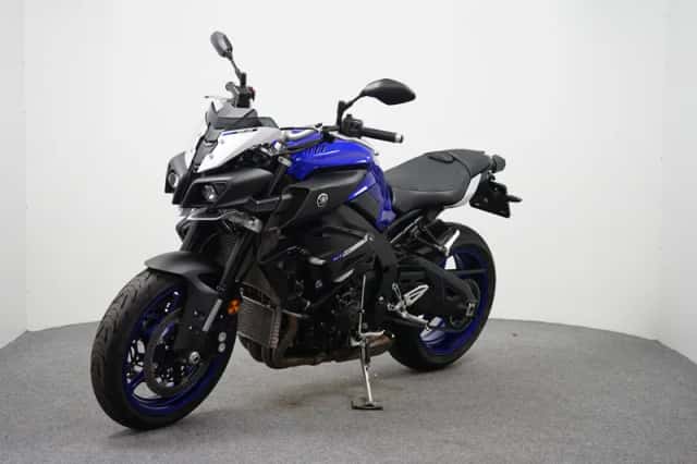 Yamaha MT-10 (2019) thumbnail 4