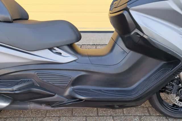Suzuki AB AN 650 Z Burgman (2013) thumbnail 6