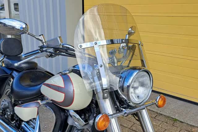 Yamaha XV 1600 Wildstar (2002) thumbnail 4