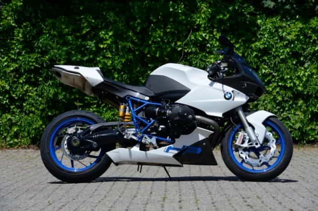 BMW HP2 Sport (2009) thumbnail 3