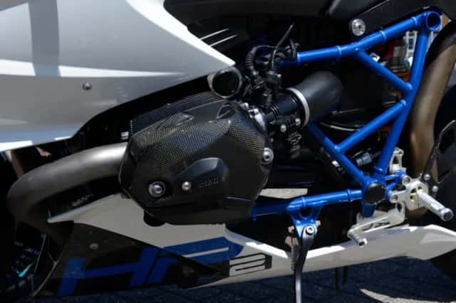 BMW HP2 Sport (2009) thumbnail 5