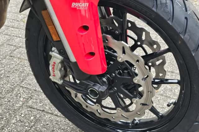 Ducati Multistrada V4S (2023) thumbnail 6