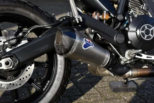 Ducati Scrambler SIXTY 2 (2016) thumbnail 4