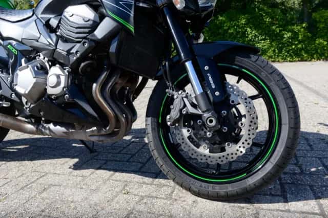 Kawasaki Z800 (2015) thumbnail 6