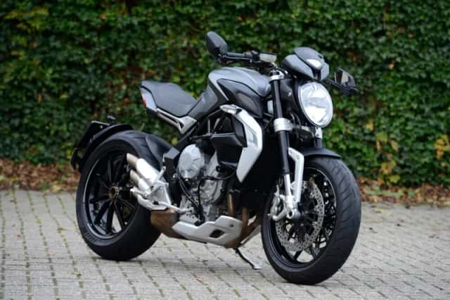 MV Agusta Dragster 800 (2015) thumbnail 2