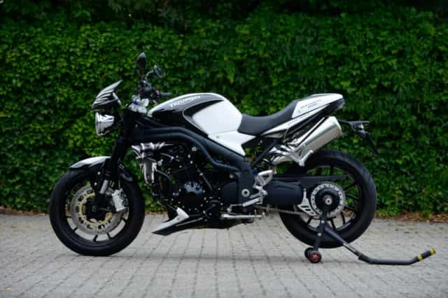 Triumph Speed Triple (2014) thumbnail 4