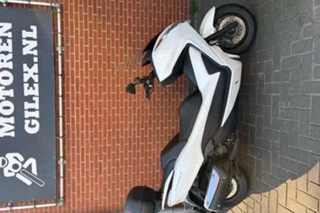 Honda Forza 300 (2013) thumbnail 2