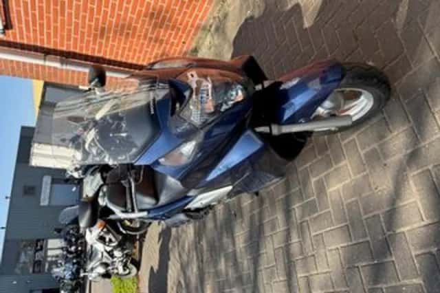 Honda Silver Wing 600 (2002) thumbnail 2