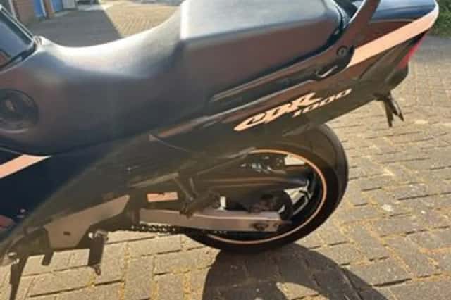 Honda CBR 1000 F (1993) thumbnail 3