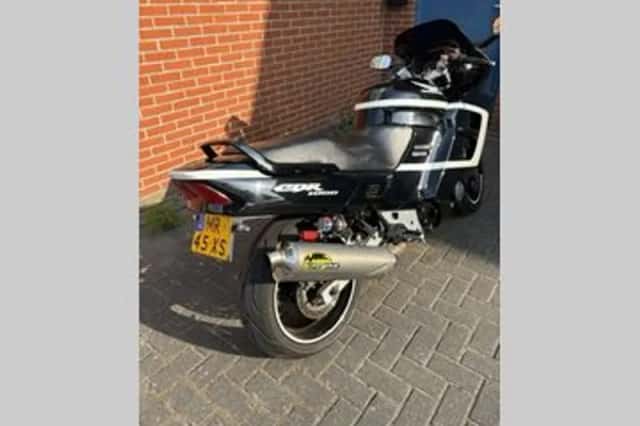 Honda CBR 1000 F (1993) thumbnail 6