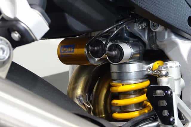Aprilia RSV4 1100 (2024) thumbnail 4