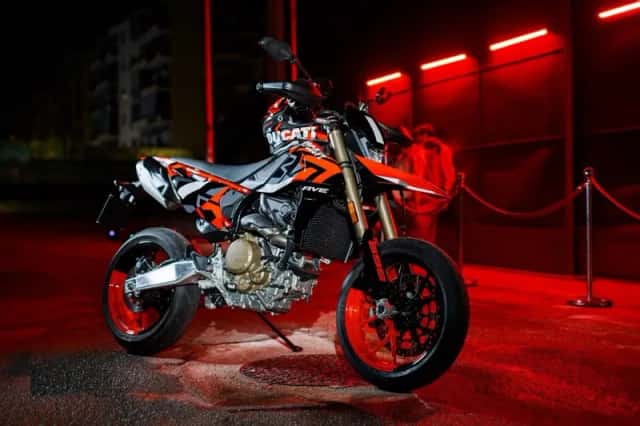 Ducati Hypermotard 698 Mono RVE (2026) thumbnail 4
