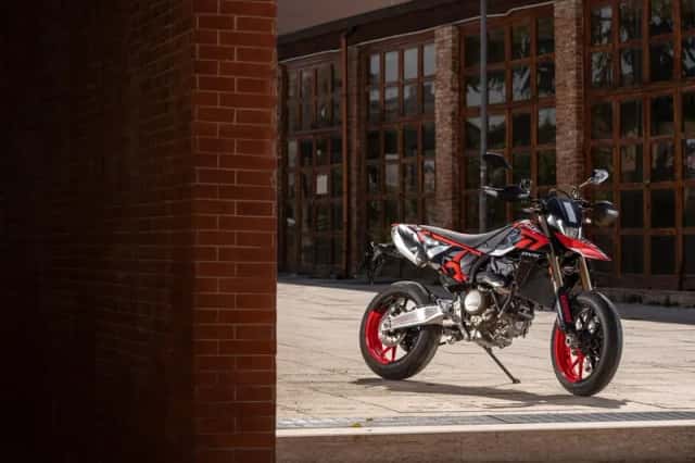 Ducati Hypermotard 698 Mono RVE (2026) thumbnail 5