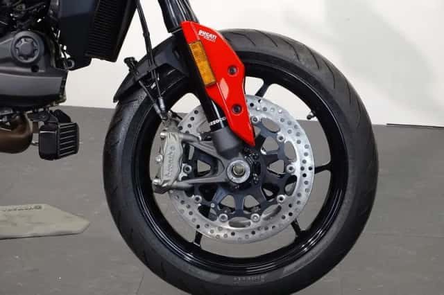 Ducati Hypermotard 950 (2024) thumbnail 3
