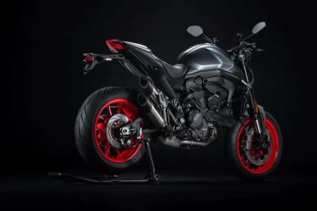 Ducati Monster (2024) thumbnail 5