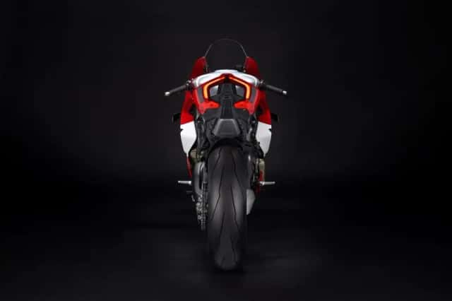 Ducati Panigale V4 R (2024) thumbnail 4