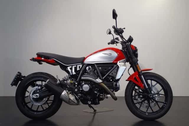 Ducati Scrambler Icon (2024) thumbnail 1