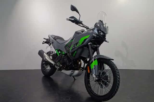Kawasaki KLE500 SE (2026) thumbnail 4