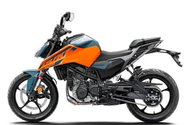 KTM 125 Duke (2025) thumbnail 2