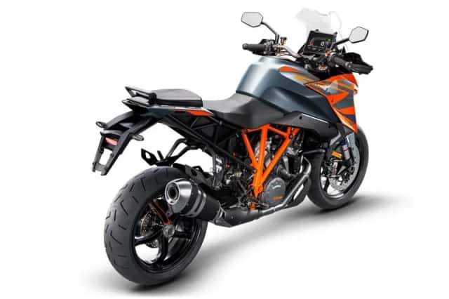 KTM 1290 Super Duke (2024) thumbnail 1